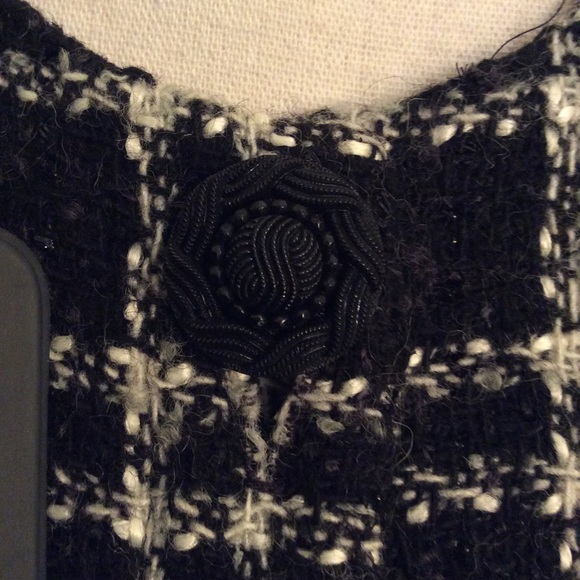 Cute Black & White Wool Blend Plaid Jacket Size 4 - Picture 3 of 16